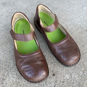 Finn Comfort Bellevue Mary Jane Ankle Strap Velcro Leather SZ 41 / 8